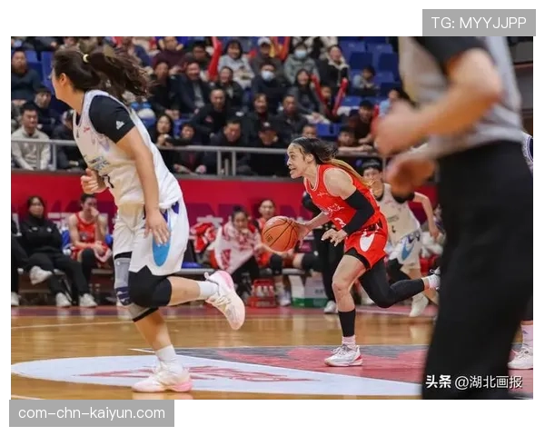 武汉盛帆黄鹤女篮上赛季篮板表现出色 内线控制力强