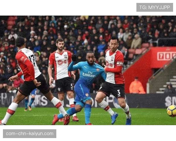 荷甲中游球队竞争激烈 奈梅亨与乌德勒支同积24分争夺欧战席位